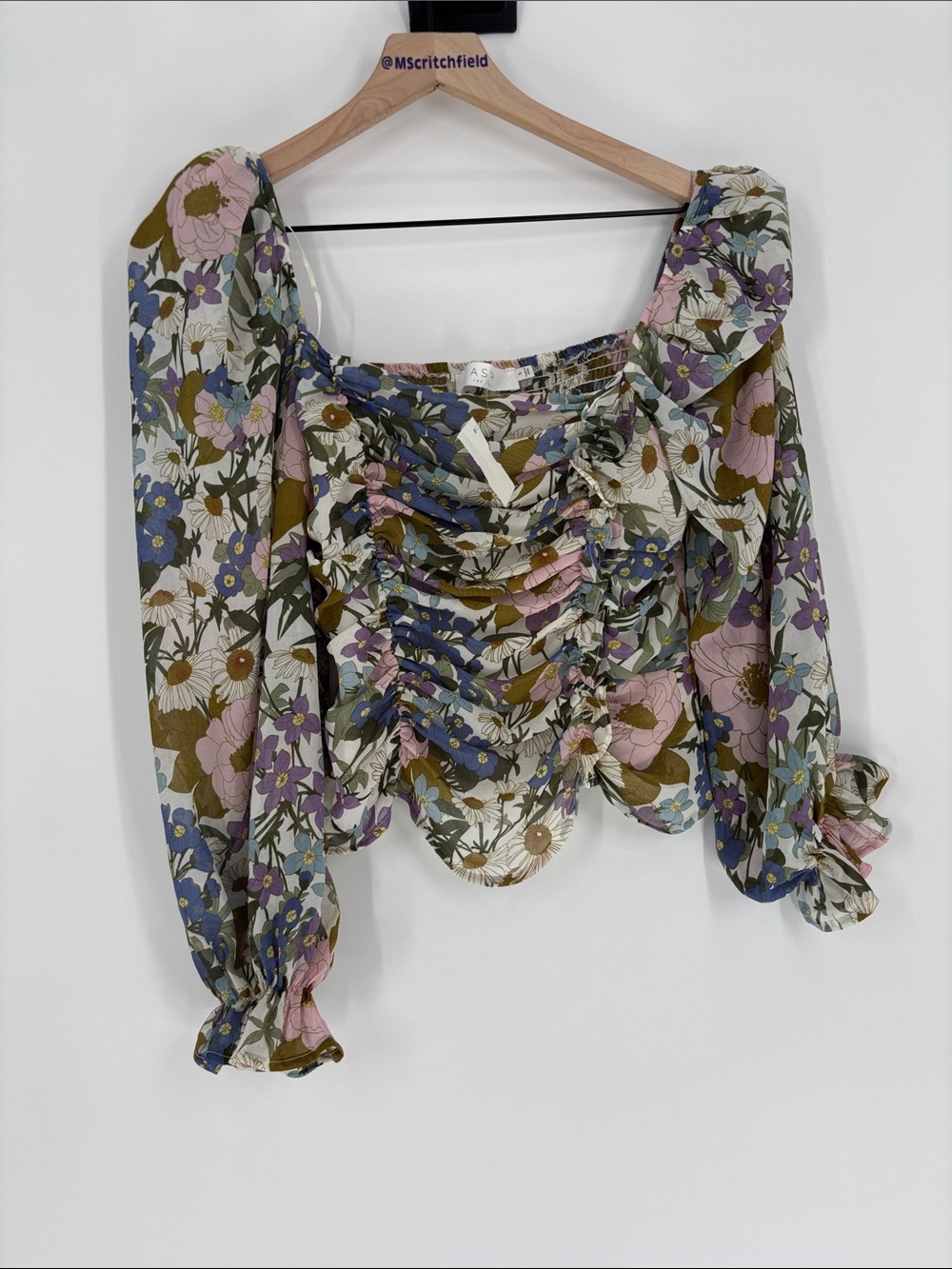 ASTR the Label Tonina Top small floral off white retro new